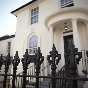 https://park-villa-boutique-hostel.brighton-hotels-england.com