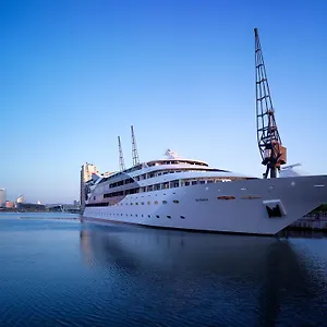 Sunborn Yacht **** Londra