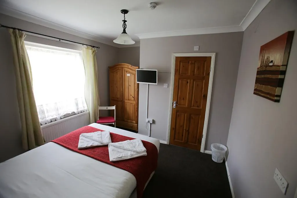 Manor House London Hotel Woodford 2*,