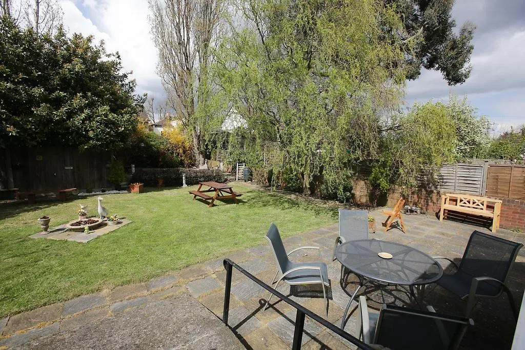 Manor House London Hotel Woodford 2*,